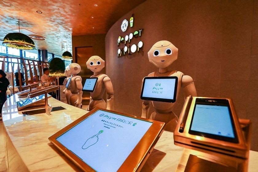 Mini Bilgisayarın Catering Endüstrisinde AI'da Uygulanması